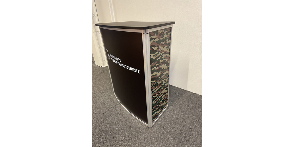 https://udstillingssystemer.dk/storage/media/media/12354/conversions/Salgsdesk4-lg.png